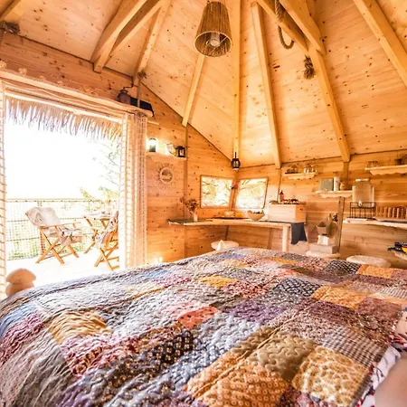 Hébergement de vacances Arbordomcek *